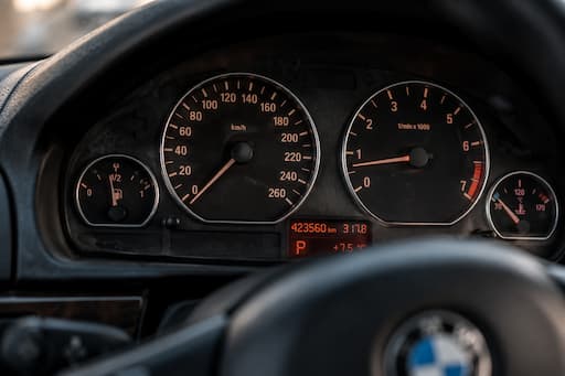 Автомобиль с большим пробегом